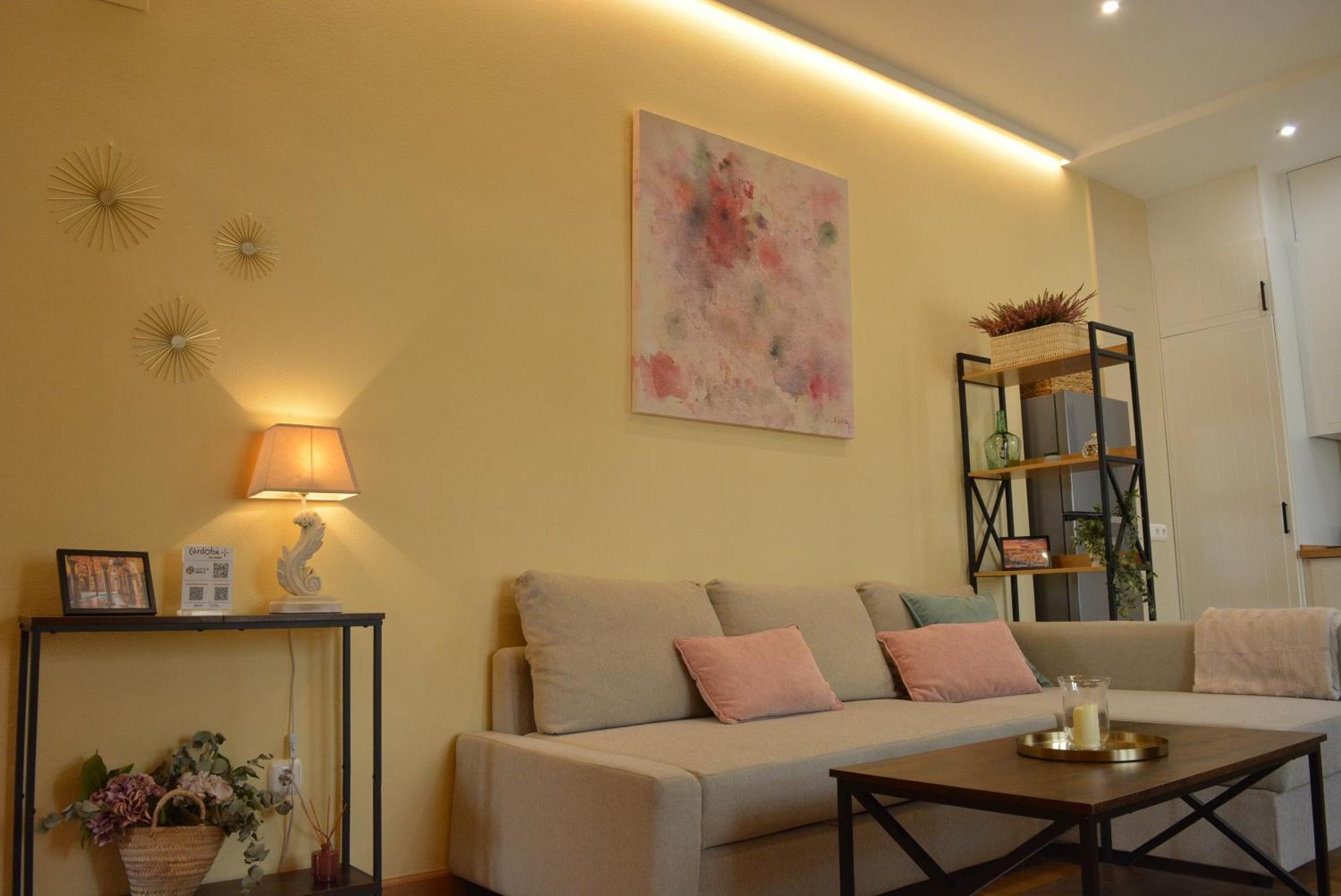 Apartament Puerta De Cordoba- Exterior Con Balcones